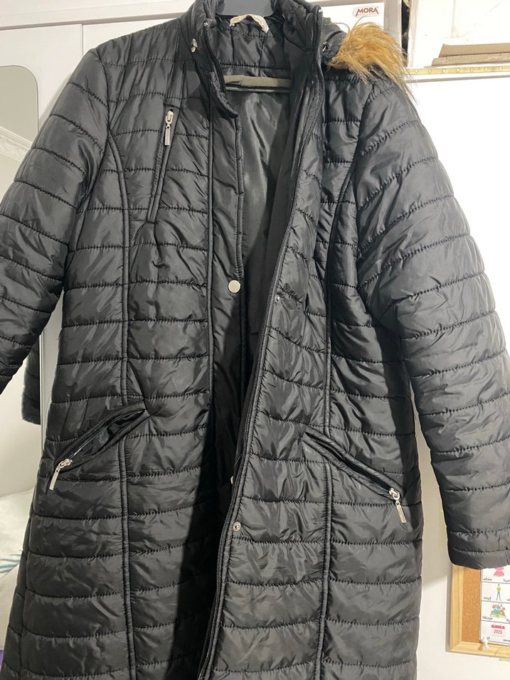 Kürk Detaylı Siyah Kadın Kışlık Ceket - Görsel 2