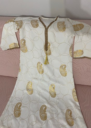 Etnik Desenli Püsküllü Kız Elbisesi - Görsel 4