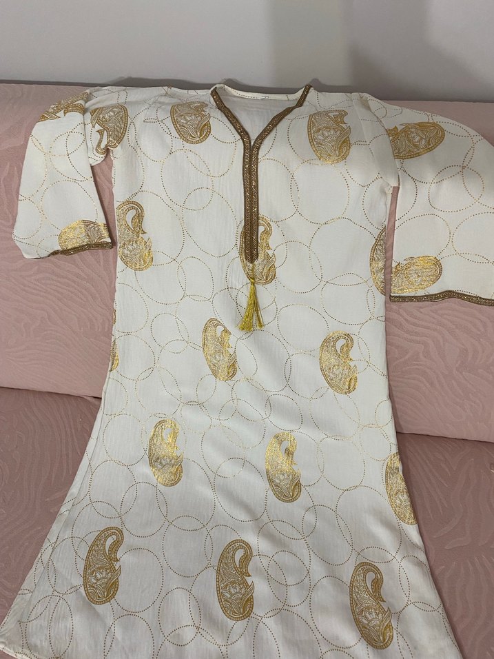 Etnik Desenli Püsküllü Kız Elbisesi - Görsel 4