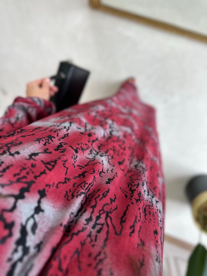 Bordo Uzun Kollu Piliseli Uzun Elbise - Görsel 3