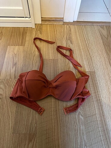 Suwen bikini üstü