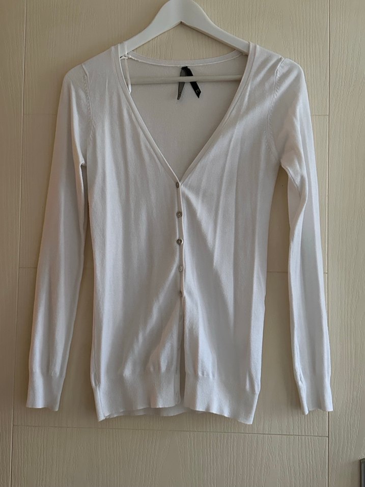 Stradivarius beyaz hırka - Görsel 2