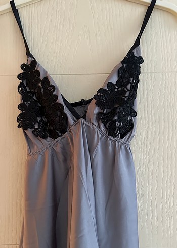 Gri sırtı çarpraz gecelik - Görsel 3