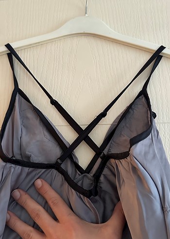 Gri sırtı çarpraz gecelik - Görsel 4