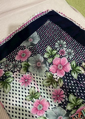 Dantel Detaylı Çok Renkli Kadın Tülbent - Görsel 5