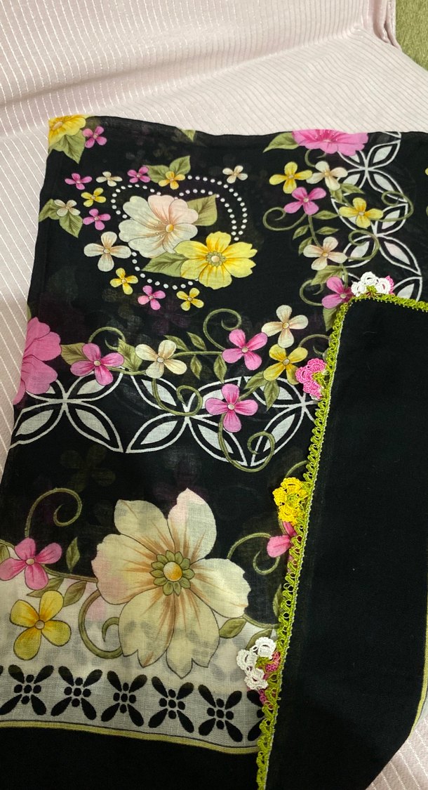 Çiçekli Dantel Detaylı Bohem Kadın Şal - Görsel 3