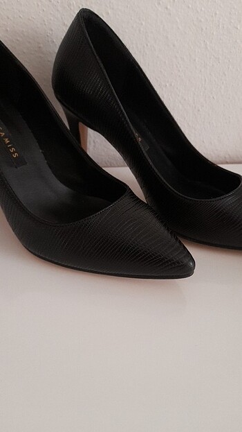 Trendyol & Milla Siyah topuklu ayakkabı 