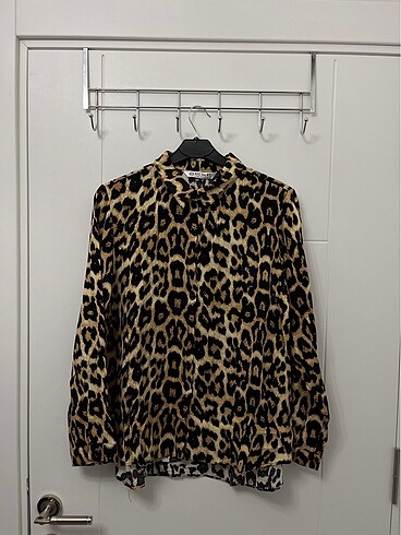 Leopar Desenli Gömlek