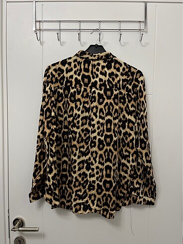 Zara Leopar Desenli Gömlek