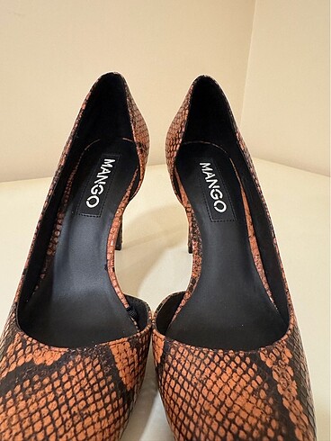 39 Beden Mango Yılan Derisi Stiletto