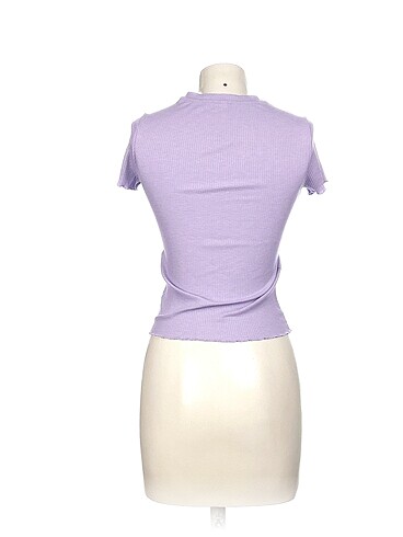 s Beden Defacto T-shirt %70 İndirimli.