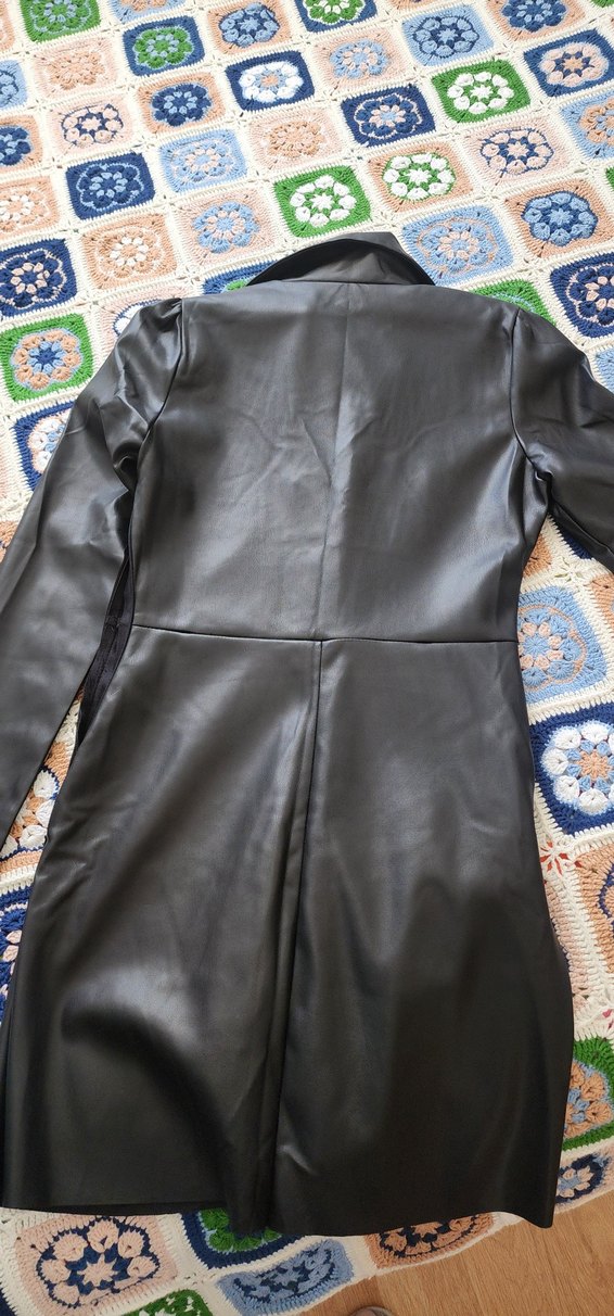Düğmeli Siyah Deri Kadın elbise - Görsel 3