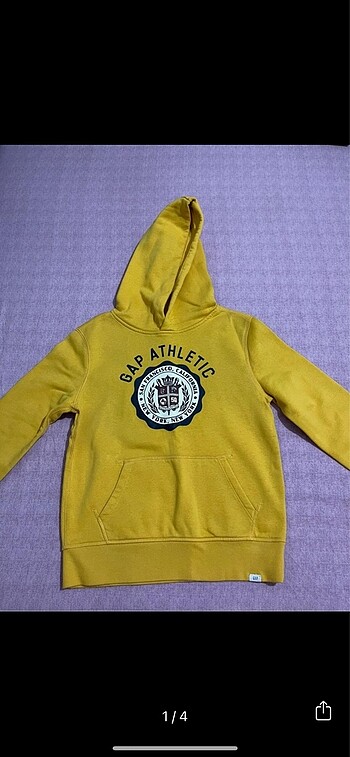 Gap sweatshirt
