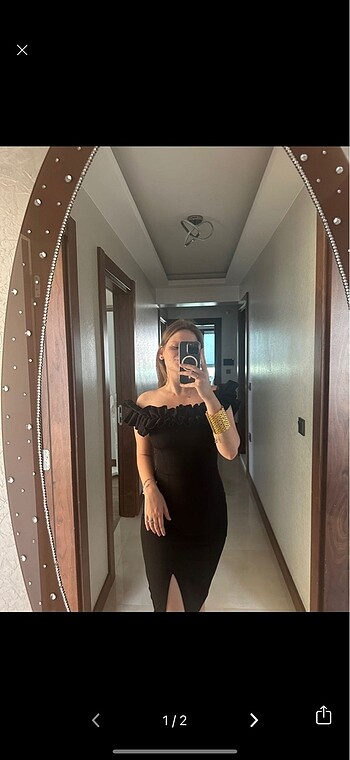 Siyah madonna fırfır yaka elbise