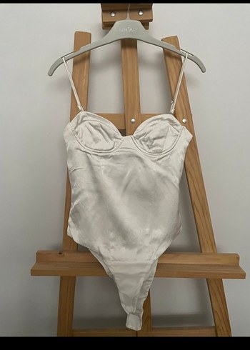 Zara Beyaz Keten Strappy Büstiyer