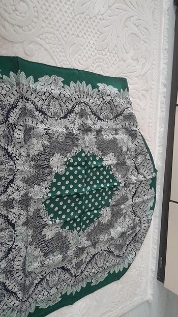 3 adet ipek esarp - Görsel 3