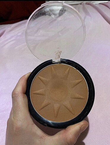 Bronzer