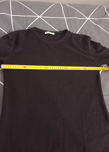 Boncuk Detaylı Siyah Midi Triko Elbise - Görsel 3