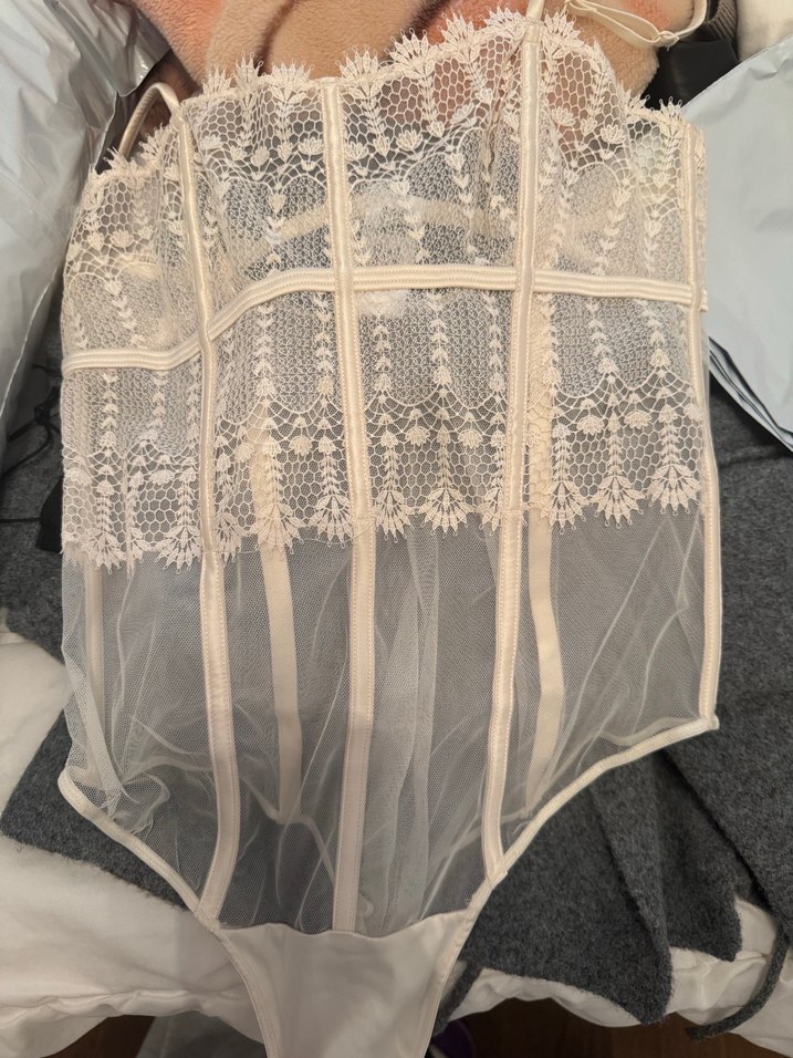 İşlemeli Askılı body - Görsel 4