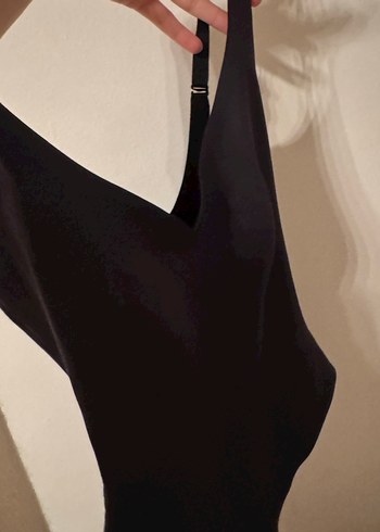 Siyah V Yaka Kadın İnce Atlet - Görsel 6