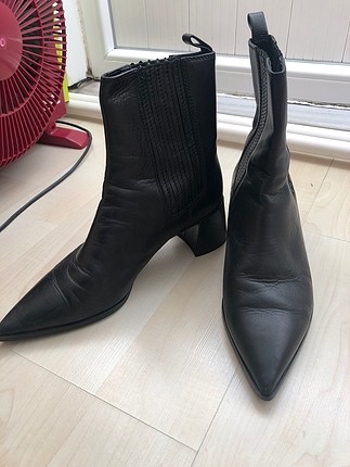 39 Beden siyah Renk Zara Bot
