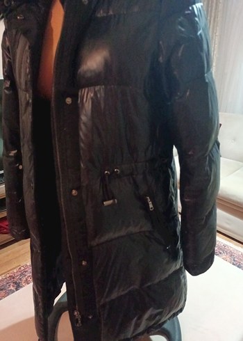 Kürk Detaylı Siyah  Uzun Zara Kadın Kışlık Mont - Görsel 5