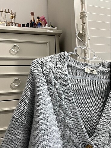 gri hırka - Görsel 6