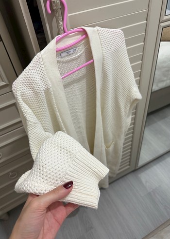 Beyaz Örgü Kadın Hırka - Görsel 3