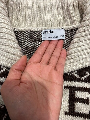 xs Beden Bershka hırka