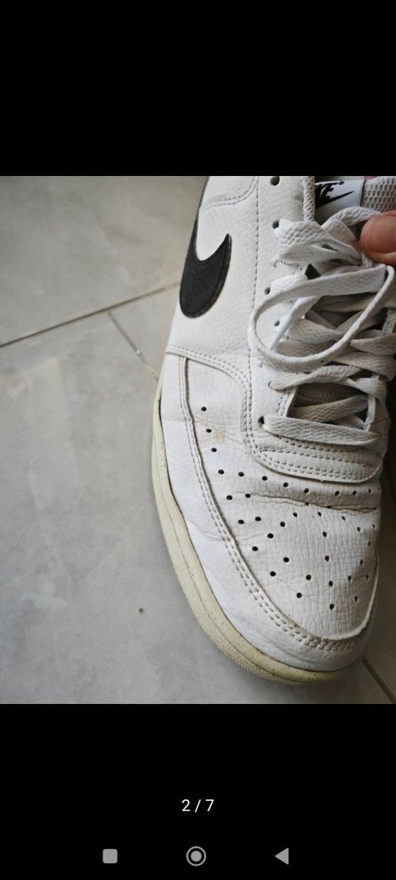 Beyaz Nike Spor Ayakkabı - Görsel 2