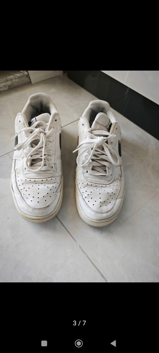 Beyaz Nike Spor Ayakkabı - Görsel 3