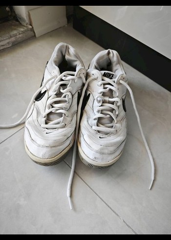 Beyaz Nike Bağcıklı Spor Ayakkabı - Görsel 3