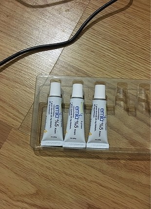 Diğer Emla krem