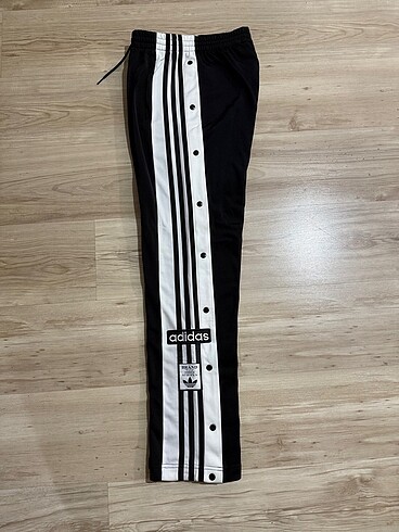 Orijinal Adidas brand eşofman altı