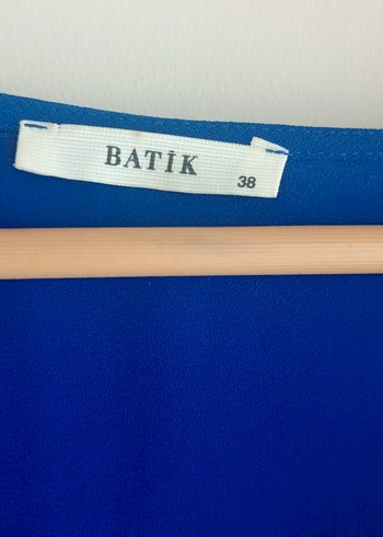 Mavi V Yakalı Salaş Hamile Tunik - Görsel 2