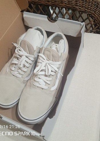 Beyaz Kadın Spor Ayakkabı - Düz Taban -45 numara - Görsel 4