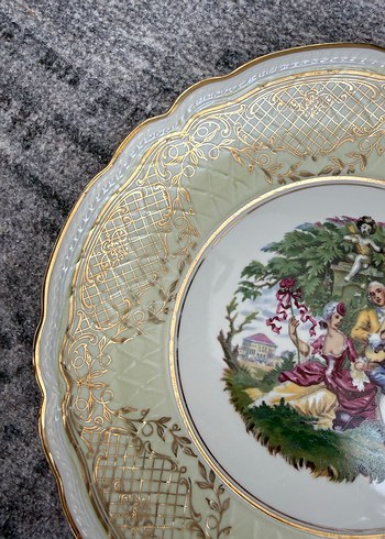 Antika damgalı Vintage Nakışlı Altın Renkli Tabak - Görsel 7