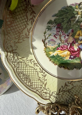 Antika damgalı Vintage Nakışlı Altın Renkli Tabak - Görsel 11