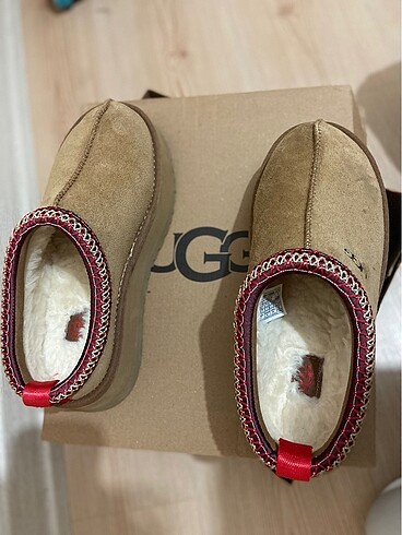 39 Beden kahverengi Renk UGG Tazz Slippers CUTE