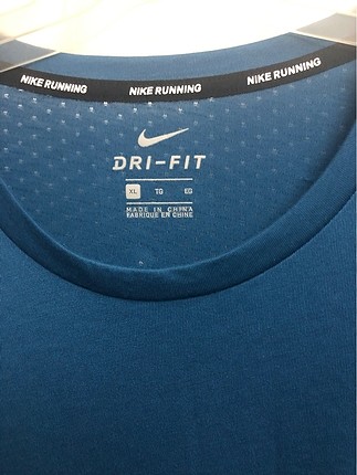 Nike Nike drifit tsihrt