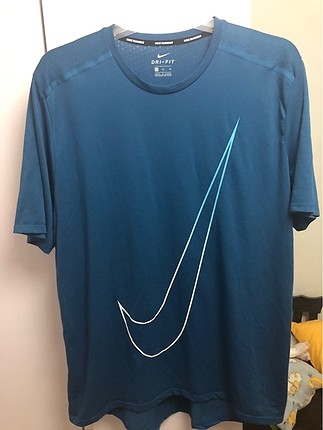 Nike tshirt