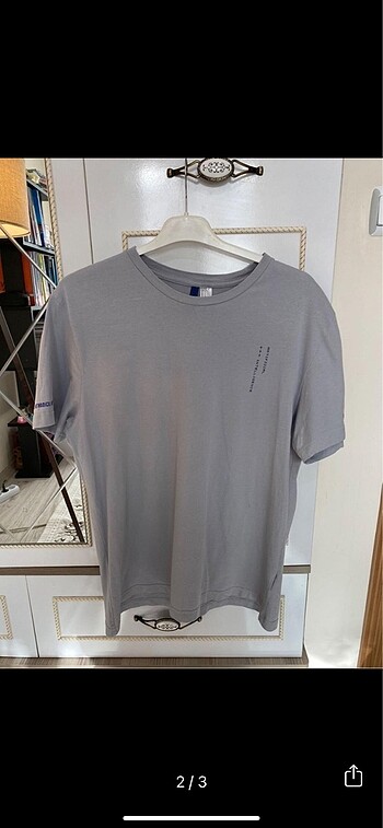 Pull and Bear T-shirt