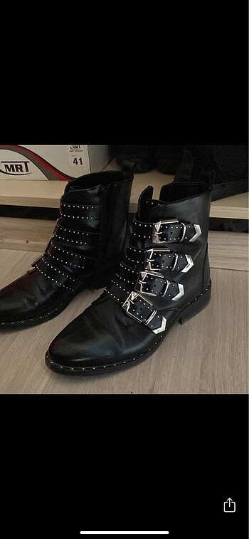 37 Beden siyah Renk CATWALK BOT