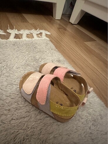 H&M Bebek sandalet
