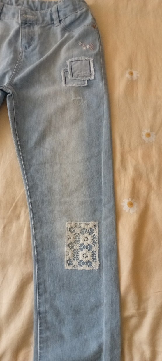 Nakışlı Mavi Kız Kot Pantolon - Görsel 2