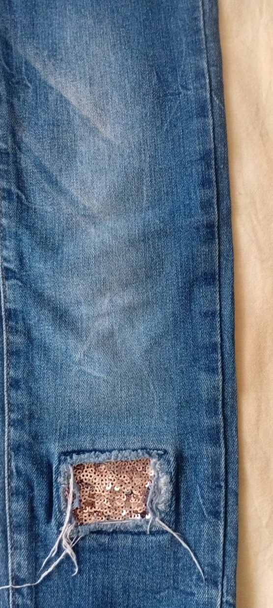 Kızlar için İşlemeli Kot Pantolon - Görsel 2