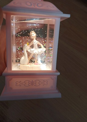  Beden pembe Renk Pembe Figürlü Dekoratif ışıklı müzikli kar küresi