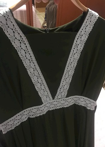 Dantel Detaylı Uzun Yeşil Kadın Elbise - Görsel 3