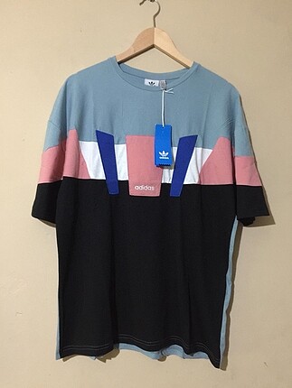 Sıfır etiketli Adidas Old School