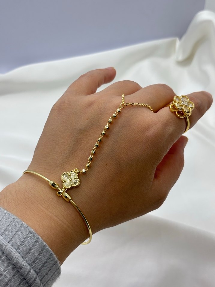 Yonca Desenli Kelepçeli Şahmeran - Görsel 2